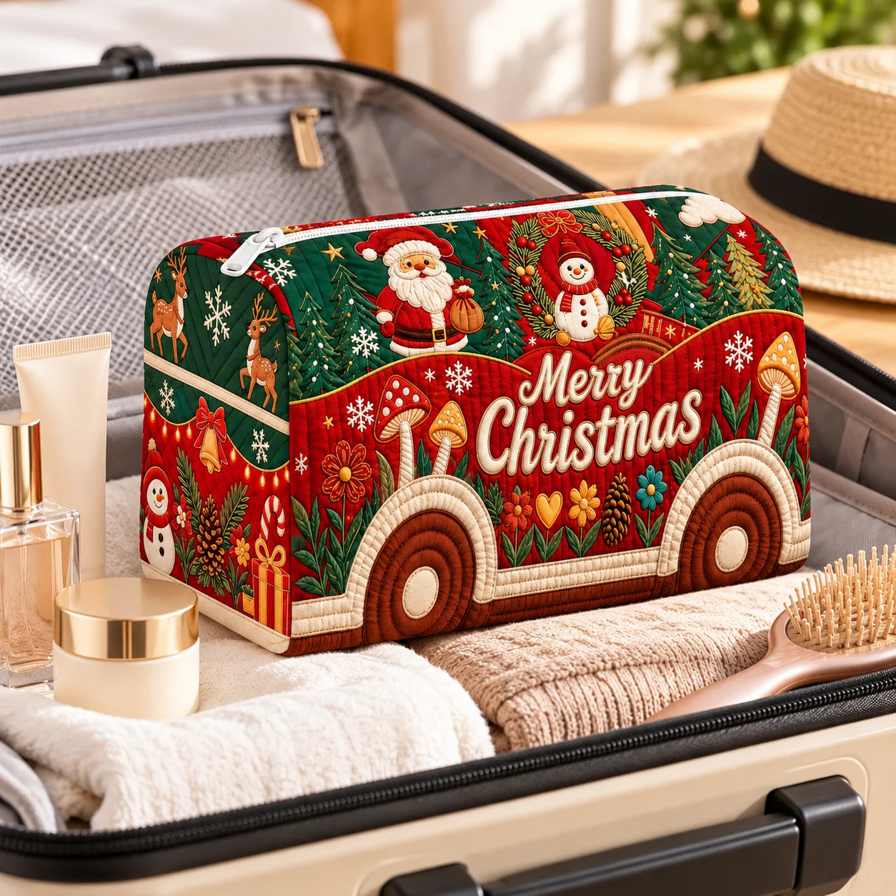 Christmas Quilted Cosmetic Bag – Santa Travel Makeup Pouch Christmas Quilted Cosmetic Bag – Santa Travel Makeup Pouch
