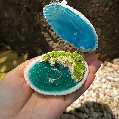 Portable Luxury Ring Box – Aesthetic Wedding Ring & Trinket Storage Case